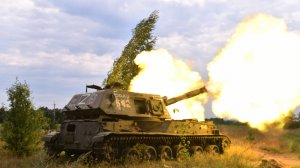 Расчет САУ «Акация» уничтожил опорник с живой силой ВСУ. Лучшее видео из зоны СВО