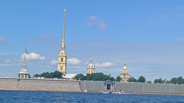 Выход к Неве смотреть онлайн