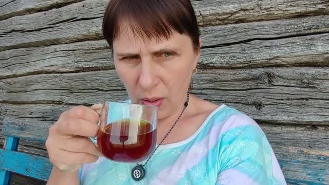 ПЕРЕД МУЖЕМ НАДО БЫТЬ ЧИСТОЙ. ТО ГРУСТИМ ТО СМЕЁМСЯ. ЖИЗНЬ ОНА смотреть онлайн
