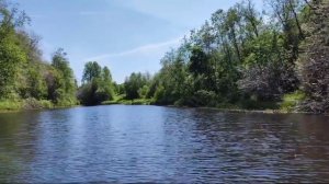 Я уплываю и время несёт меня с края на край.