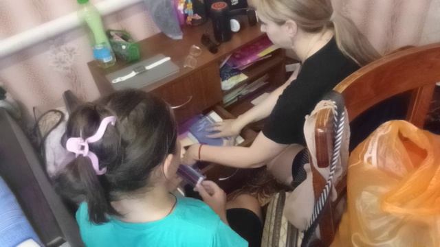 Убираюсь в своей комнате смотреть онлайн