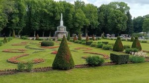 ПРОГУЛКА ПО ПЕТЕРГОФУ , ИСКУПАЛИСЬ В ФОНТАНЕ