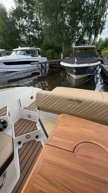 Новый катер Sea Ray SDX 270 в наличии в Москве!