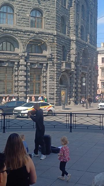 Музыкант улицы Санкт-Петербурга смотреть онлайн