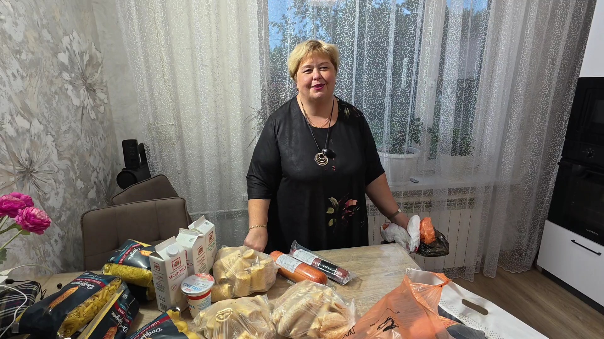 По дачным делам заехали на оптовый рынок. Что купили на базе и в магазине? Обзор покупок. смотреть онлайн