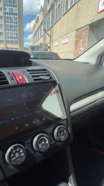 Subaru XV Кроссовер 1.6 CVT 4WD 2012г