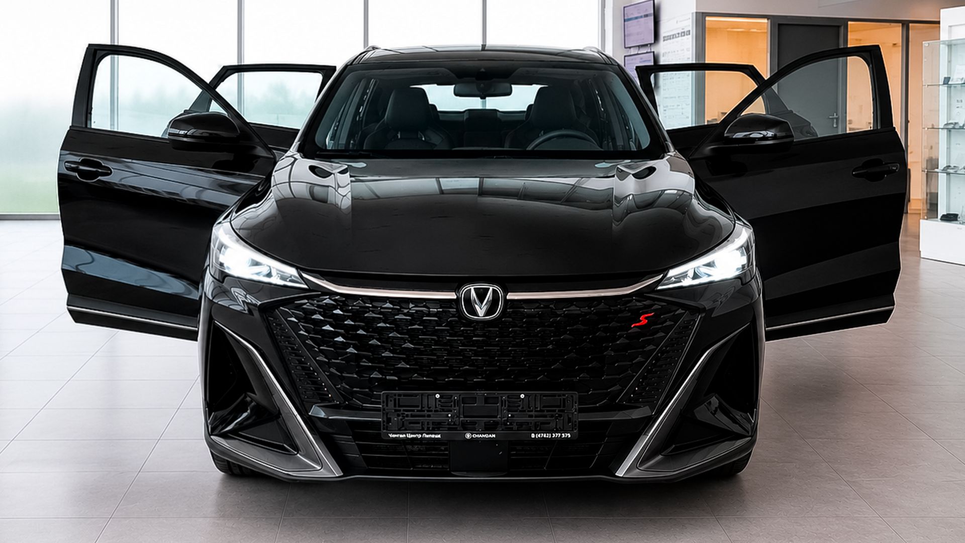 2026 Changan CS35 Max - Теперь C-класс. Оцениваем новый силуэт, дизайн кузова и салона