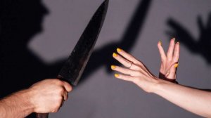 Житель Оренбургской области зарезал жену и ранил дочь