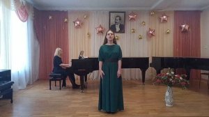 Й. Гайдн «Одна хожу я в поле».  Н. Титов «Ветка».  А. Морозов «Камушки»