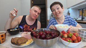 Мукбанг я в ТУПИКЕ, даже не знаю что теперь ДЕЛАТЬ! Вован принял РЕШЕНИЕ за меня! Семейный обед