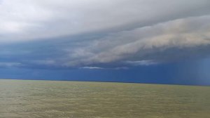 1000052805.mp4 Море после шторма.