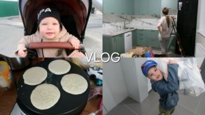 VLOG: Гуляем🌿 Заполняю кухню🫖 Мои помощники👶👶 Уборка🫧🧼