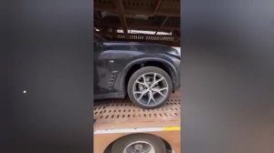 😯 BMW и Audi начали завозить в Россию, но под видом китайских Changan

Немецкие авто перед пересече