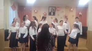 Р. Н. П. «Шла тропиночка».  А. Гречанинов, сл. народные  «В чистом поле дуб стоит»