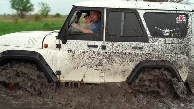 РЕВАНШ, ЧТО ИЗ ЭТОГО ВЫШЛО! БИТВА DEFENDER, УАЗ, НИВА, SUZUKI, OPEL FRONTERA B, В БОЛОТЕ! смотреть онлайн