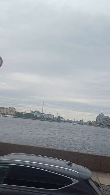 Крейсер " Аврора". ( вид из автобуса)) смотреть онлайн