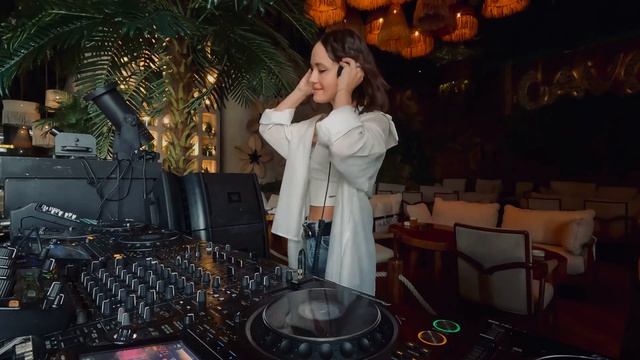 Qtee Rue - Afro Tech Indie Dance   Cavo DXB   Mix 3