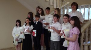 Юным анапчанам торжественно вручили паспорта в преддверии Дня России