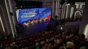 Роль молодежи в укреплении единства России: дискуссия в НЦ «Россия»