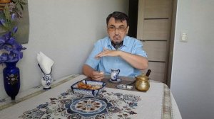 С праздником! На чём сидит мишка? 12.06.2026