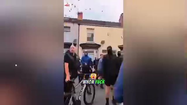 В Белфасте мигранты смогли почувствовать себя в шкуре "местных под прицелом мигрантских банд" смотреть онлайн