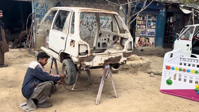 Вот так в Пакистане чинят битые автомобили
