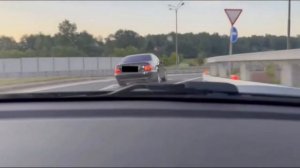 ГОНИШЬСЯ ЗА СТАРЫМ «МЕРСЕДЕСОМ», НО ОН ВСЁ РАВНО УХОДИТ ВПЕРЁД