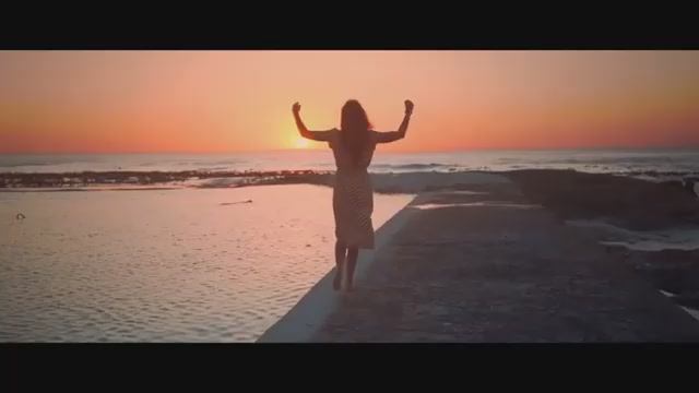 Alan Walker, Ava — I’m In Your Arms (Official Music Video) смотреть онлайн