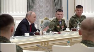 Путин провел в Кремле встречу с военнослужащими – участниками специальной военной операции