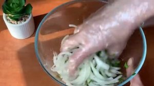 Съедят за минуту Маринованный лук быстро и вкусно 3 РЕЦЕПТА Беру ЛУК и готовлю Потрясающий салат
