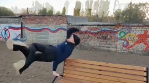 Если во Сне Сидишь на Скамейке и Ждёшь Других. СКК «Вместе»