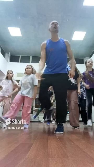 Танцы для взрослых. Обучение танцам.