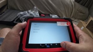 Сравнение Launch x431 919e bt и Launch x431 Pro v5