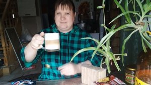 ПРОСТАЯ ЖИЗНЬ 45// СХОДИЛА В МАГАЗИН И ПОПАЛА ПОД ДОЖДЬ //НАСЛАЖДАЮСЬ КОФЕ