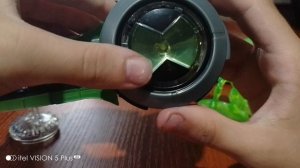 Обзор игрушечных часов Омнитрикс