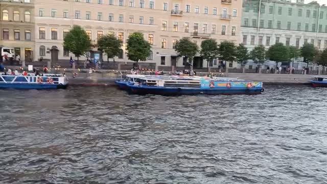 ПЛАНЫ ПОМЕНЯЛИСЬ,ЗАКУПКА НА УЖИН, ВЕЧЕРНИЙ ПИТЕРБУРГ смотреть онлайн