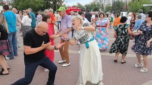 Я касаюсь губ твоих... 13.06.26...