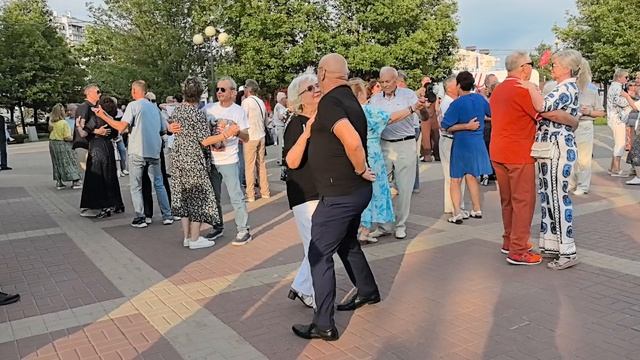 К тебе готов идти босиком... 13.06.26... смотреть онлайн