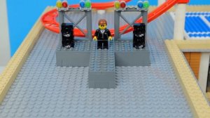 БЕДНЫЕ против БОГАТЫХ в LEGO...