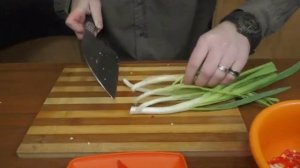 Вы такое точно не пробовали, из Ролтона получаем ух какое вкусное блюдо - просто супер
