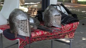 В Армавире на фестивале в рамках Дня России приготовили огромный казан плова