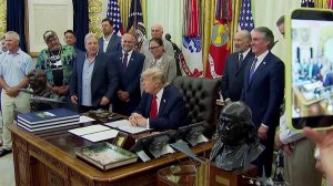 Мир остается в неизвестности о договоренностях США и Ирана по урану.