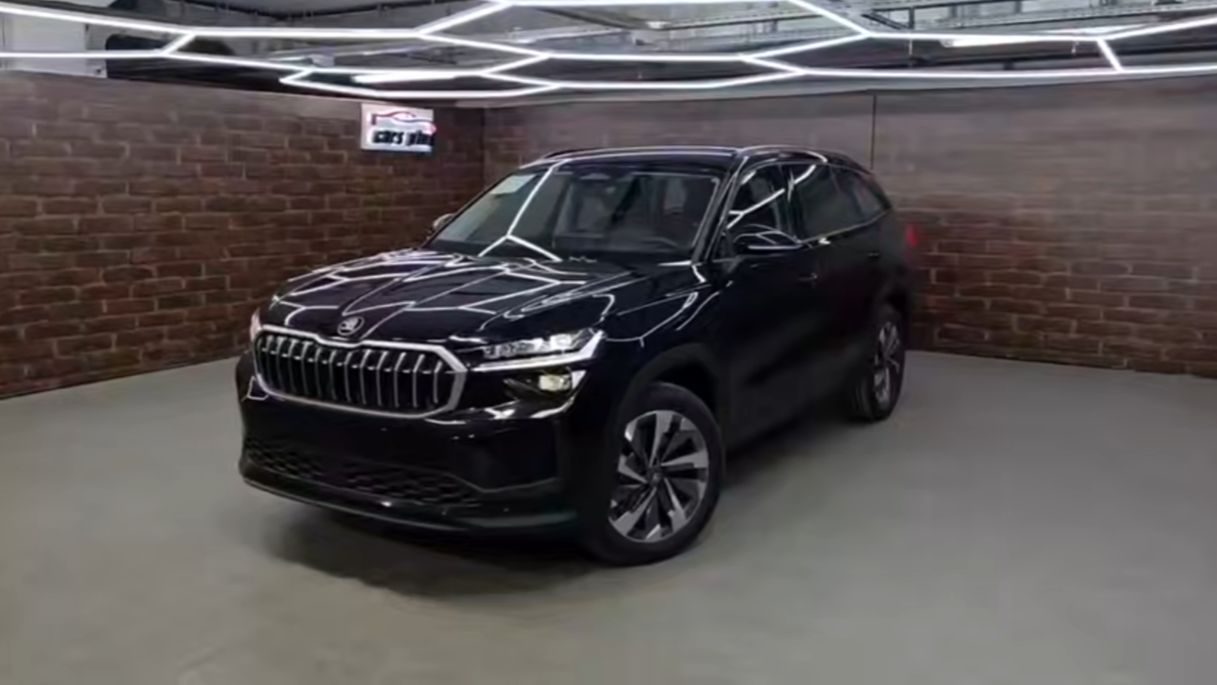 Дилерский Skoda Kodiaq Selection черного цвета