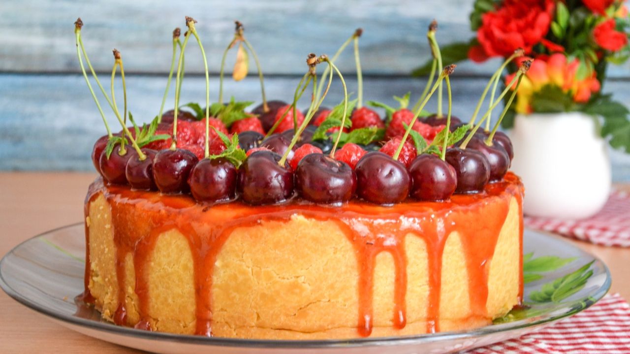 🍮 Чизкейк из творожного теста с вишней / Рецепт нежного десерта к кофе или на праздничный стол