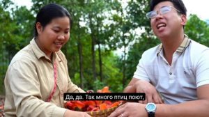 95ч.Момент, когда богатый отец-генеральный директор дарит бриллиантовое колье своей будущей невестке