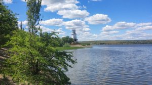 МЕЖДУ КАНАЛОМ И РЕКОЙ. Часть 1.