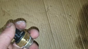 Из чего состоит датчик включения вентилятора и ремонт