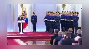 12.06.2026 г 
Путин поздравляет с Днём России