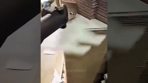 30 минут захватывающего видео о работе заводских машин, гениальных рабочих и инструментах