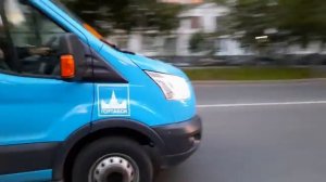 Встреча микроавтобуса Ford-Transit(9755005) и автобуса Нефаз-5299-40-52(161040)